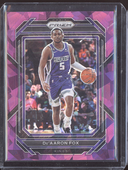 De'Aaron Fox 2022-23 Panini Prizm Purple Cracked Ice 26/149